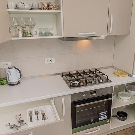 Coresi Modern Apartment Брашов Екстер'єр фото