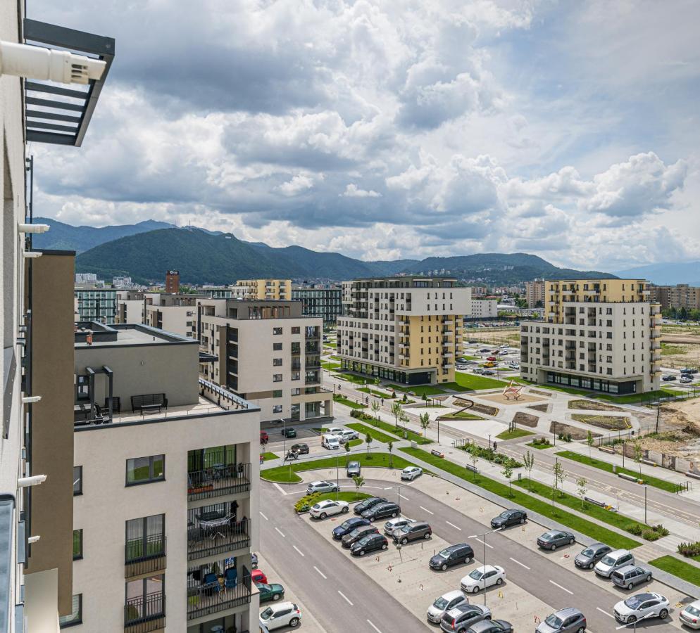 Coresi Modern Apartment Брашов Екстер'єр фото