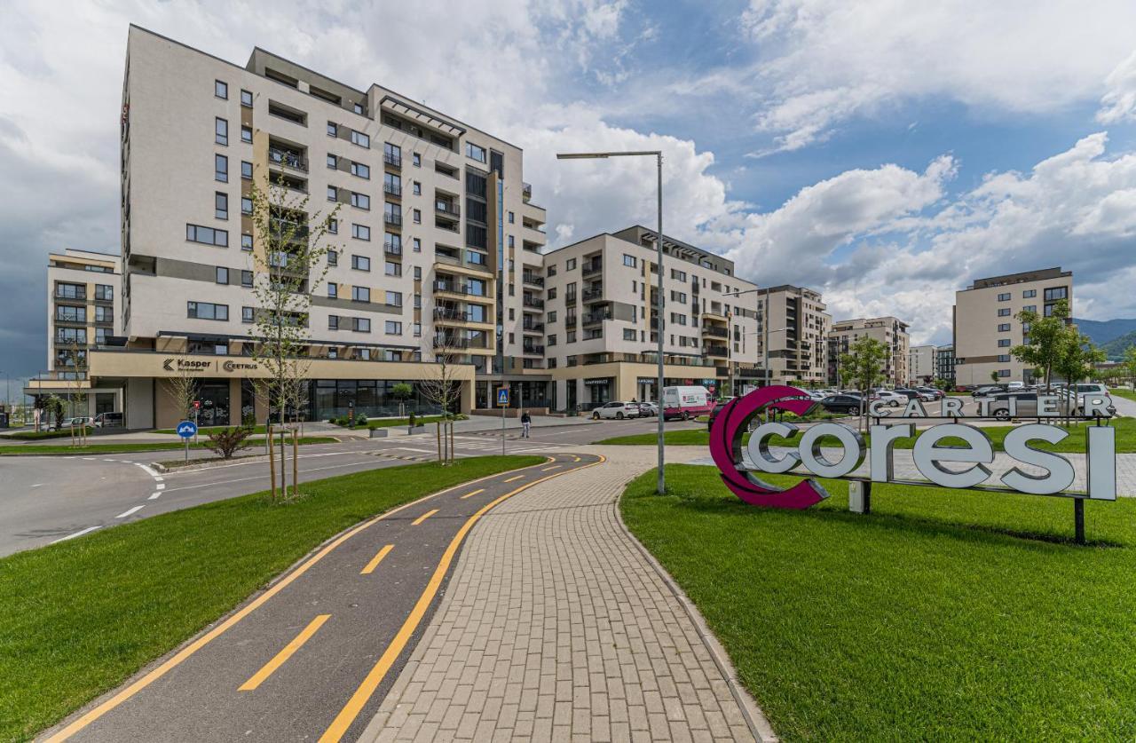 Coresi Modern Apartment Брашов Екстер'єр фото